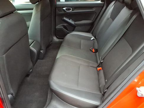 Used 2024 Honda Civic Sport image 9