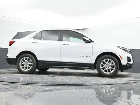 Used 2024 Chevrolet Equinox LT image 49