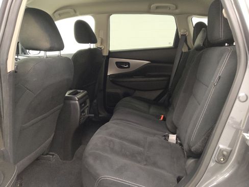 Used 2019 Nissan Murano S FWD image 18