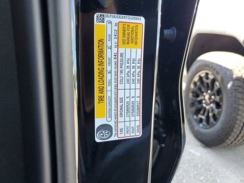 New 2026 GMC Sierra 1500 AT4 w/ AT4 Premium Package AWD/4WD image 33