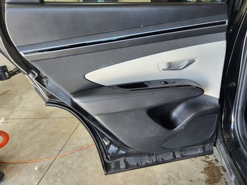 Used 2023 Hyundai Tucson Limited w/ Cargo Package image 19