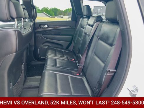 Used 2019 Jeep Grand Cherokee Overland AWD/4WD image 13