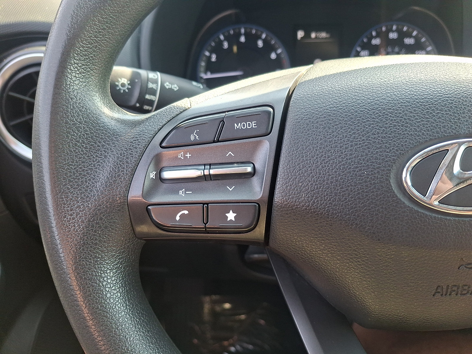 Used 2022 Hyundai Kona SEL AWD/4WD image 20