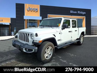Used 2023 Jeep Gladiator Sport