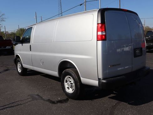 New 2025 Chevrolet Express 3500 w/ Driver Convenience Package RWD image 3
