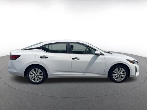 Used 2025 Nissan Sentra S FWD image 16