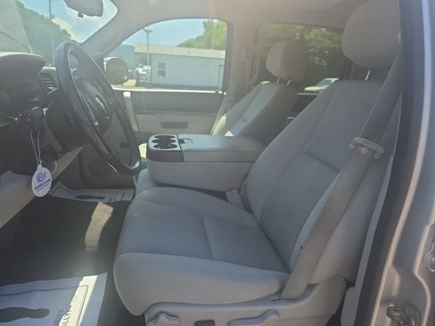 Used 2011 Chevrolet Silverado 1500 2WD Crew Cab Hybrid image 14