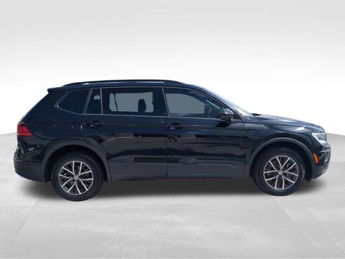 Used 2021 Volkswagen Tiguan S FWD image 2
