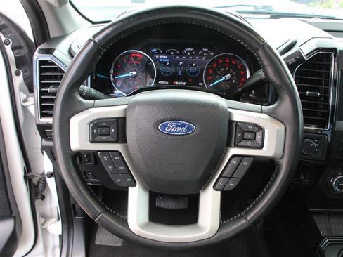 Used 2021 Ford F250 Lariat image 25