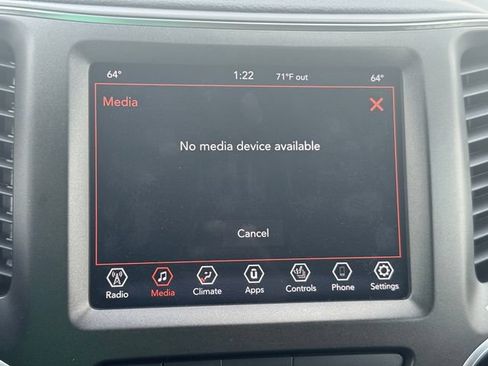 Used 2020 Jeep Cherokee Trailhawk w/ Cold Weather Group AWD/4WD image 27