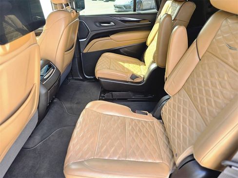 Used 2023 Cadillac Escalade Sport w/ Touring Package image 13