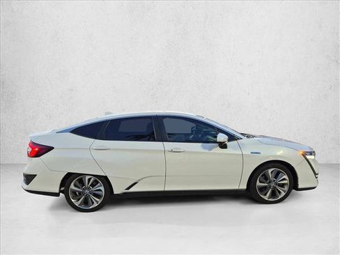 Used 2018 Honda Clarity Touring image 4