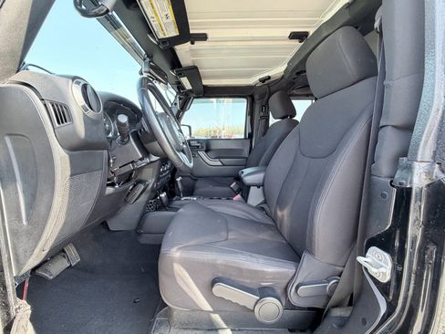 Used 2013 Jeep Wrangler Sport image 18