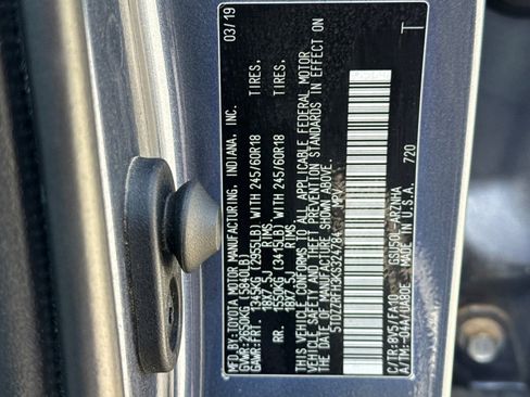 Used 2019 Toyota Highlander Plus FWD image 29