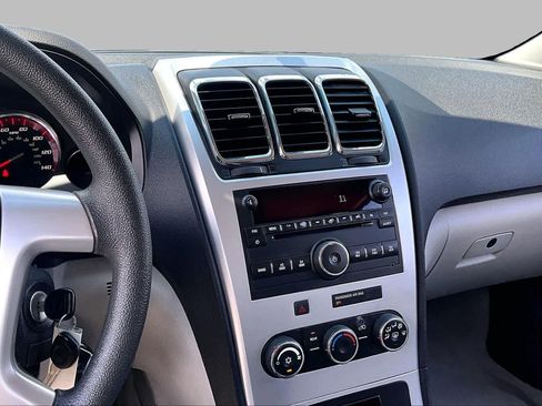 Used 2012 GMC Acadia SL FWD image 6