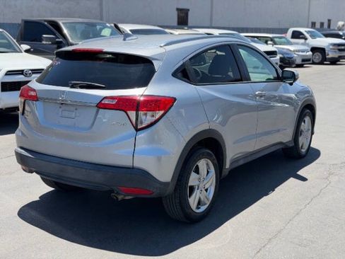 Used 2019 Honda HR-V EX image 3
