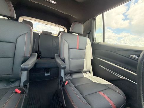 Used 2024 Chevrolet Traverse RS w/ LPO, Floor Liner Package AWD/4WD image 32