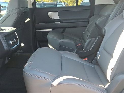 New 2025 Ford Expedition Max Active image 5