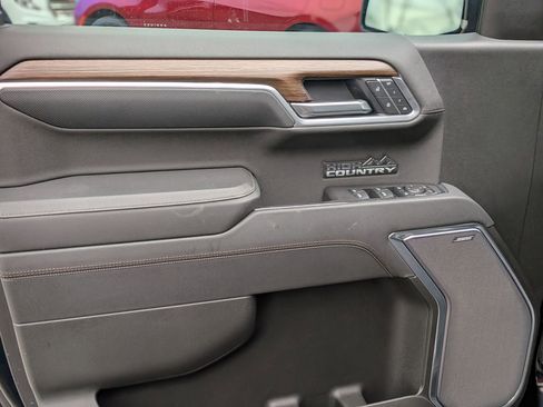 Certified 2025 Chevrolet Silverado 1500 High Country image 14