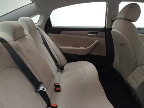 Used 2018 Hyundai Sonata SE image 19