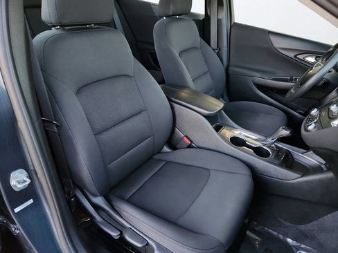 Used 2020 Chevrolet Malibu LT FWD image 25