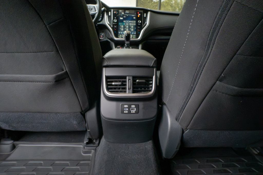 Certified 2025 Subaru Outback Premium AWD/4WD image 18