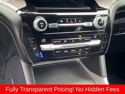 Used 2021 Ford Explorer Platinum w/ Equipment Group 601A AWD/4WD image 33