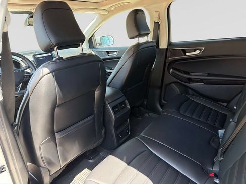 Used 2022 Ford Edge SEL w/ Convenience Package AWD/4WD image 15