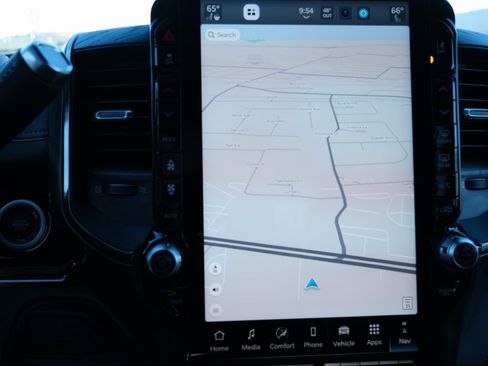 Used 2025 RAM 3500 Limited image 21