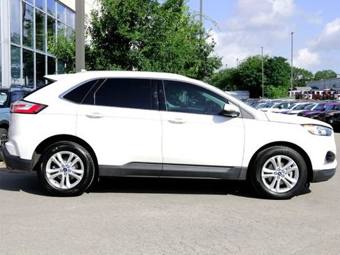 Used 2019 Ford Edge SEL w/ Equipment Group 201A FWD image 4
