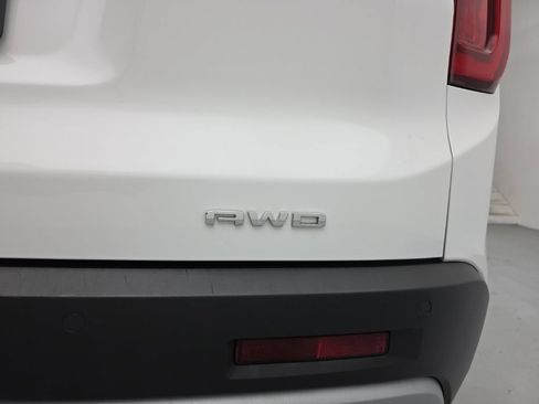 Used 2023 GMC Acadia SLE w/ Driver Convenience Package AWD/4WD image 61