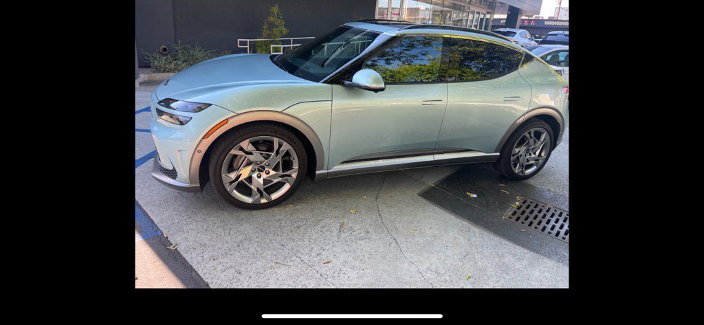 Used 2023 Genesis GV60 Performance AWD/4WD image 7