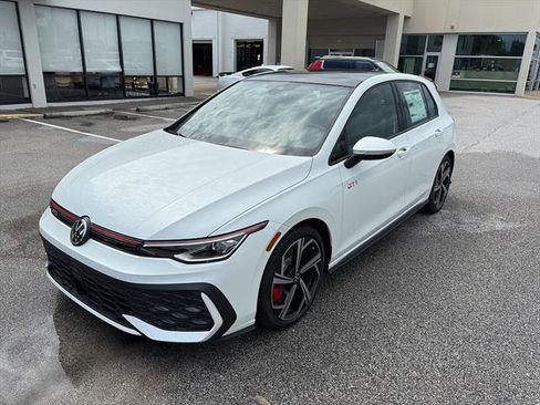 New 2025 Volkswagen GTI SE image 3