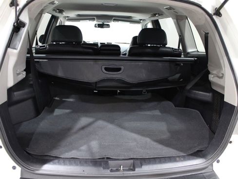 Used 2012 Toyota Highlander image 12