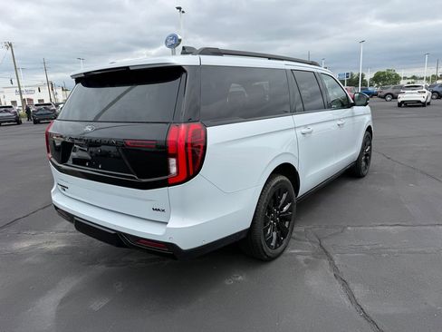 Used 2025 Ford Expedition Max Platinum w/ Stealth Appearance Package AWD/4WD image 6