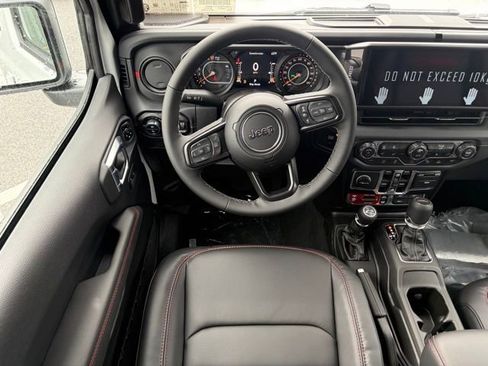 New 2026 Jeep Gladiator Rubicon AWD/4WD image 34
