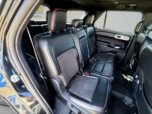 Used 2022 Ford Explorer ST-Line AWD/4WD image 31