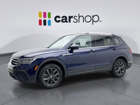 Used 2023 Volkswagen Tiguan SE FWD image 1
