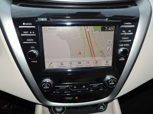 Used 2024 Nissan Murano SL image 23