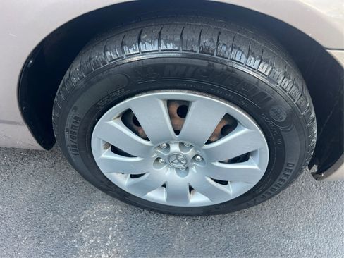 Used 2003 Toyota Corolla LE FWD image 23