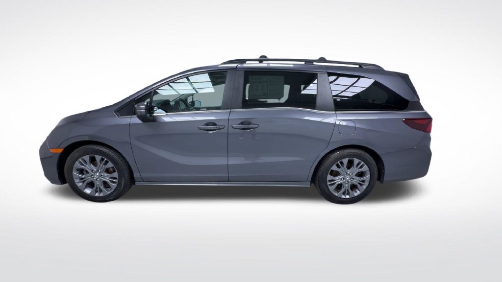 Used 2025 Honda Odyssey Touring image 6