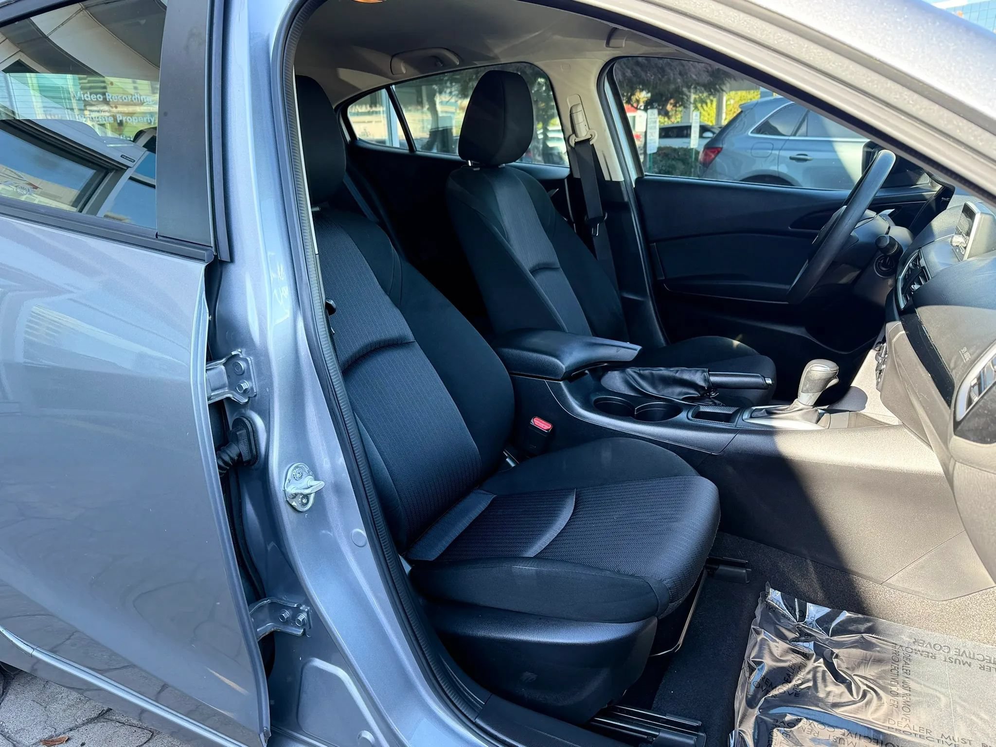 Used 2014 MAZDA MAZDA3 i Sport FWD image 32