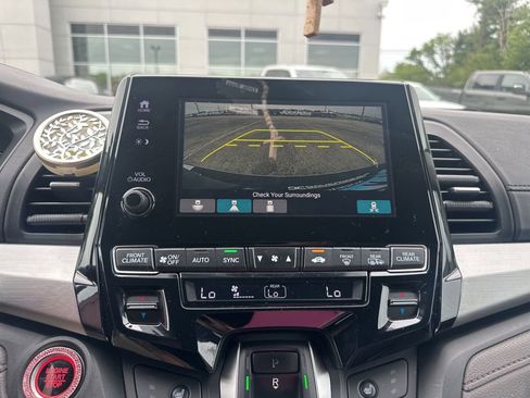 Used 2018 Honda Odyssey EX-L image 8