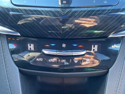 Used 2021 Cadillac XT6 Premium Luxury AWD/4WD image 23