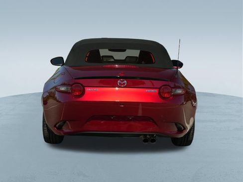 Used 2023 MAZDA MX-5 Miata Grand Touring RWD image 8