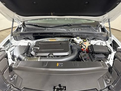 Used 2022 Buick Envision Essence w/ Technology Package I FWD image 29