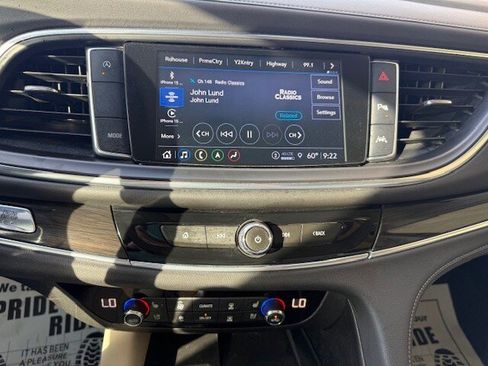 Used 2023 Buick Enclave Premium w/ Experience Buick Package FWD image 18