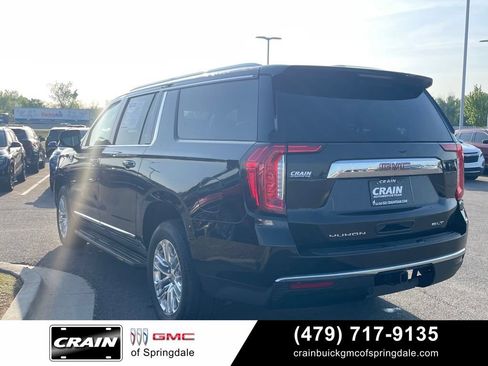 Used 2023 GMC Yukon XL SLT AWD/4WD image 5