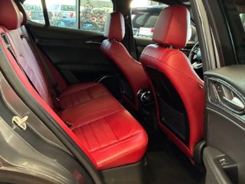 Used 2022 Alfa Romeo Stelvio Sprint image 39