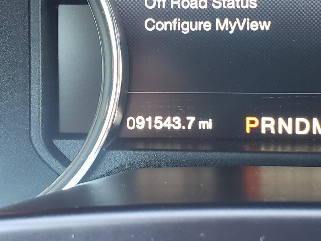 Used 2015 Ford F150 Lariat w/ Equipment Group 502A Luxury AWD/4WD image 23